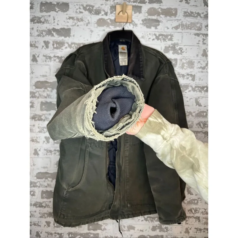 Carhartt | mens vintage green chore coat as is
